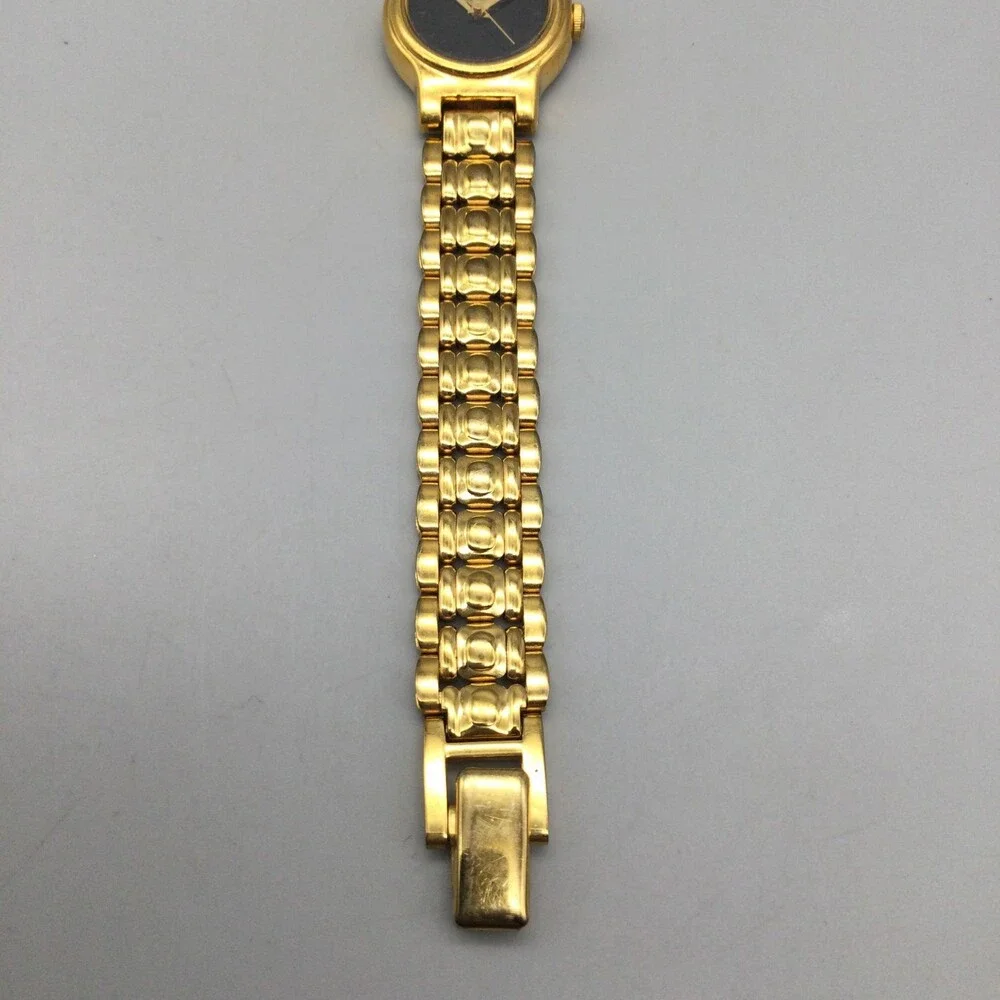 Vintage Seiko Womens Watch 18mm Black Dial Gold Tone V401-0518 New Battery 6.25